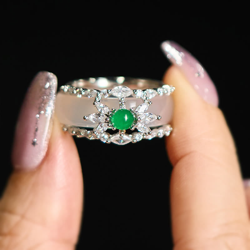 Nimara Ritual Chalcedony Flower Green Zircon Positive Ring