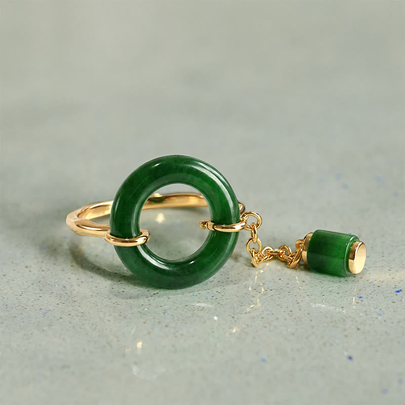 Nimara Ritual Green Chalcedony Peace Buckle Pattern Strength Ring