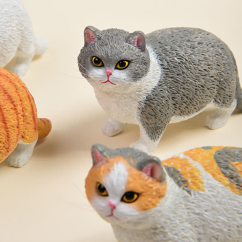 Nimara Ritual Painted Resin Little Chubby Cat Cute Animal Decor