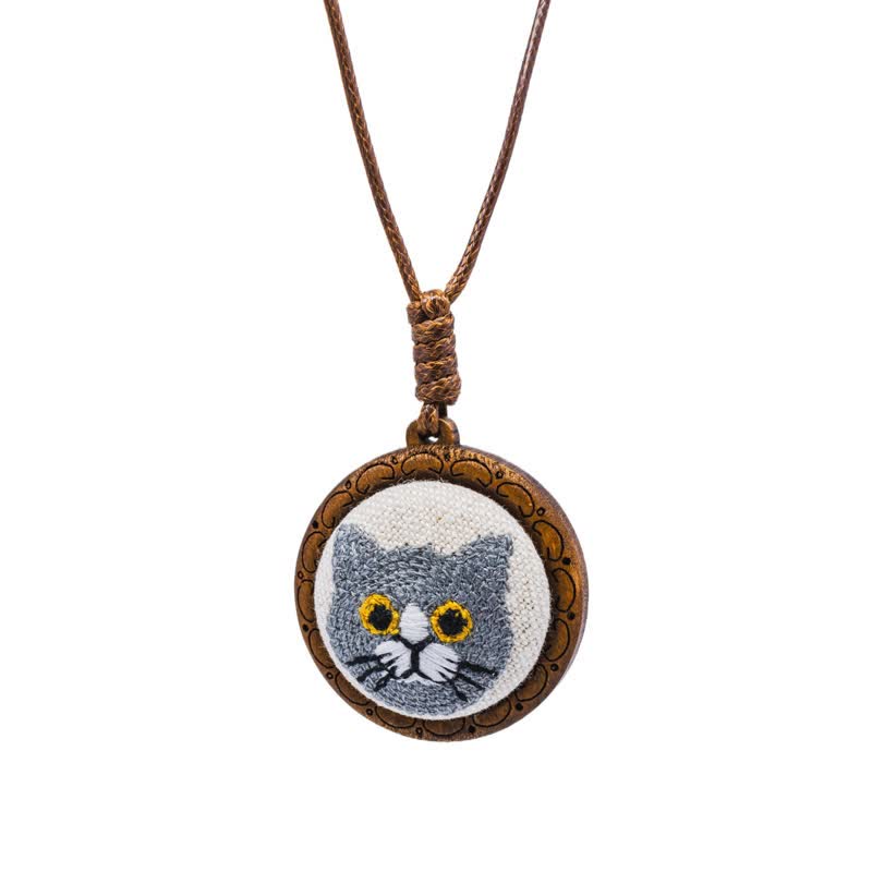 Nimara Ritual Wood Cat Luck Embroidered Round Pendant Necklace