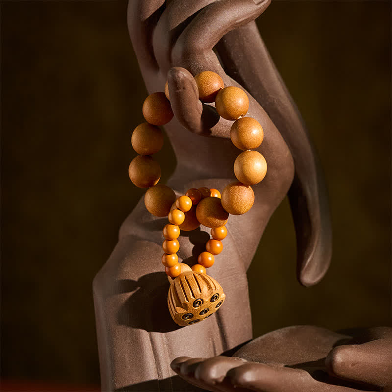 Nimara Ritual Green Sandalwood Lotus Pod Healing Hand-Polished Tactile Meditation Beads Decorations