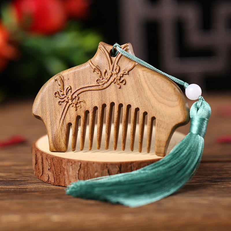 Nimara Ritual Green Sandalwood Fox Peony Flower Lotus Engraved Cure Tassel Comb