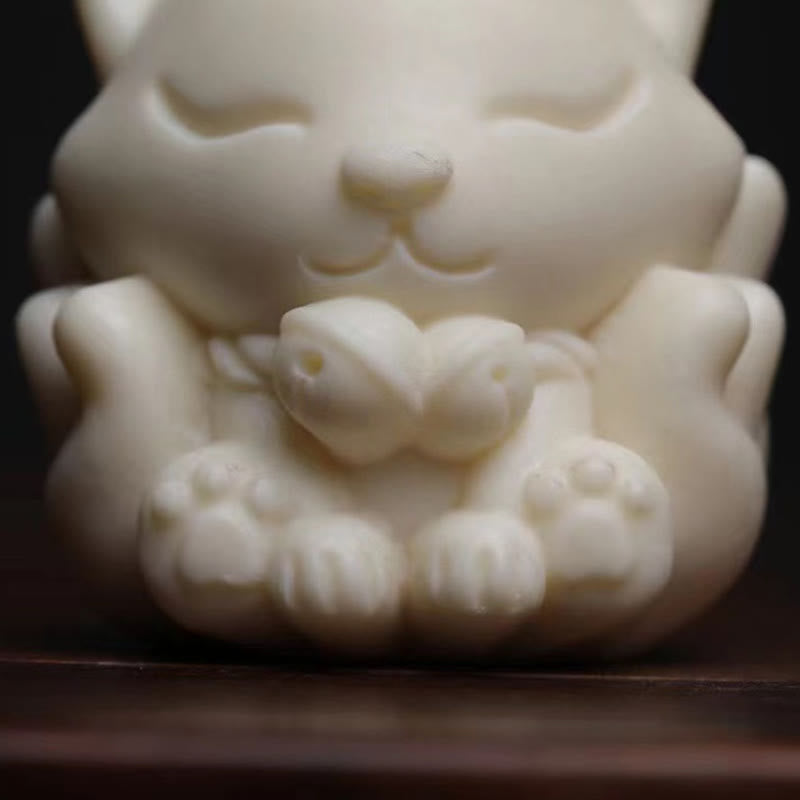 Nimara Ritual Mini Nine Tailed Fox Ivory Fruit Sandalwood Green Sandalwood Blessing Decoration