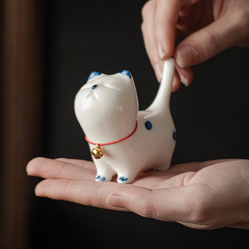 Nimara Ritual Mini Lucky White Cat Kitten Tea Pet Ceramic Home Desk Figurine Decoration