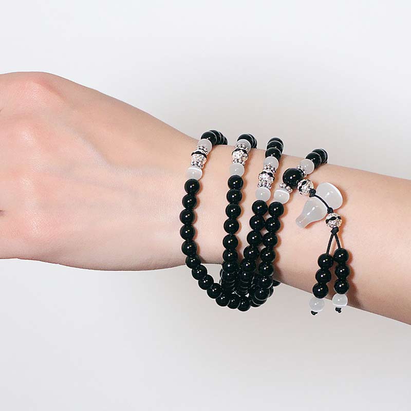 Nimara Ritual Black Onyx White Crystal Bead Meditation Bracelet