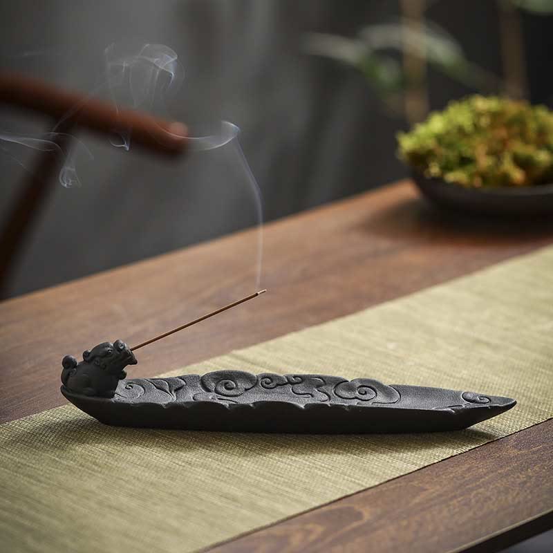 Nimara Ritual Auspicious Clouds Pixiu Healing Ceramic Stick Incense Burner Decoration