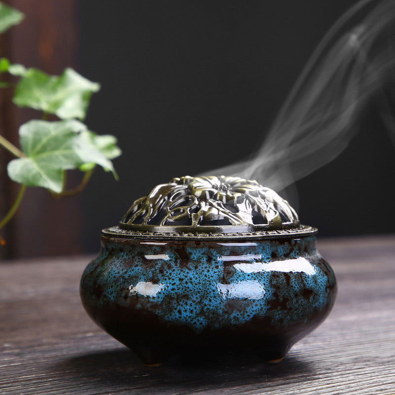 Nimara Ritual Flower Pattern Ceramic Blessing Meditation Incense Burner Decoration
