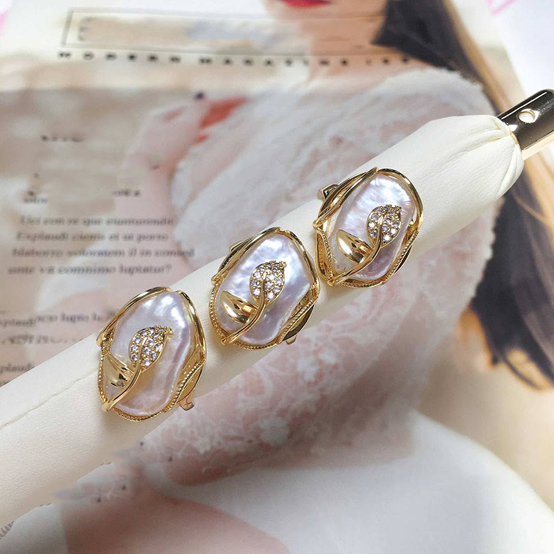 Nimara Ritual Pearl Copper Plated Gold Flower Happiness Wealth Ring
