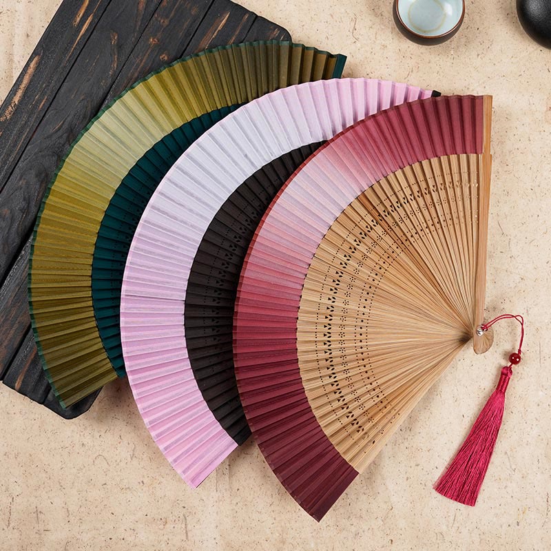 Nimara Ritual Solid Color Gradient Hollow Engraved Handheld Bamboo Folding Fan