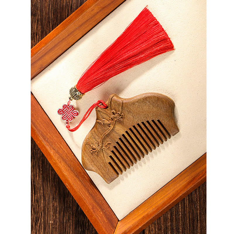 Nimara Ritual Green Sandalwood Flower Pattern Engraved Soothing Comb