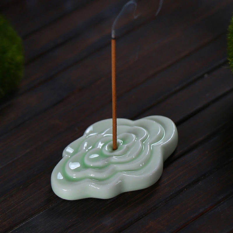 Nimara Ritual Mini Auspicious Clouds Design Healing Stick Ceramic Small Incense Burner Decoration
