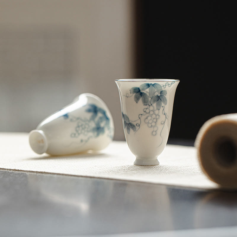 Nimara Ritual Small Hand Painted Grapes Ceramic Teacup Kung Fu Tea Cup 30ml