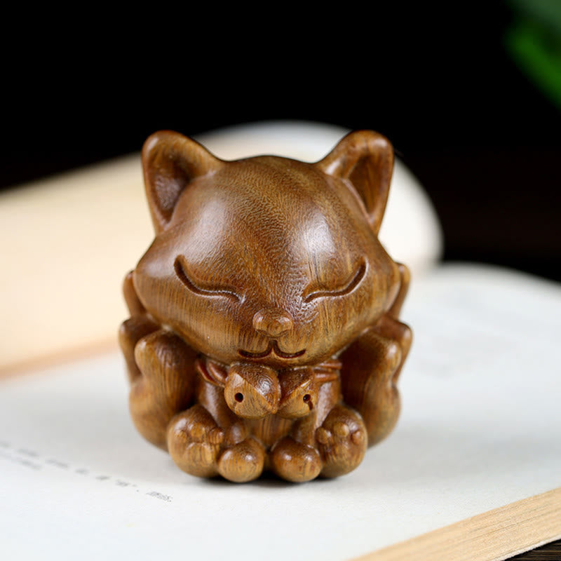 Nimara Ritual Mini Nine Tailed Fox Ivory Fruit Sandalwood Green Sandalwood Blessing Decoration