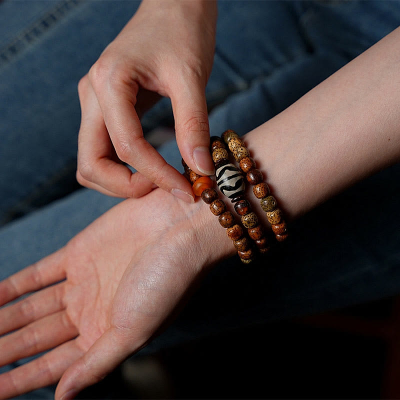 Nimara Ritual Tibetan Bodhi Seed Amber Dzi Bead Agate Zakiram Goddess of Wealth Beads Triple Wrap Bracelet