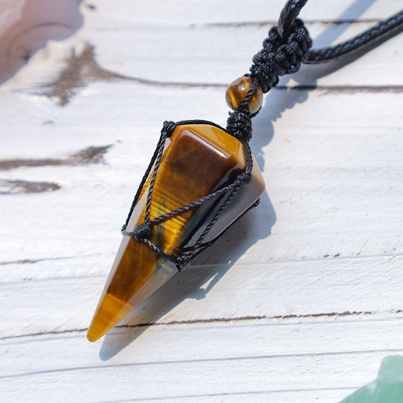Nimara Ritual Natural Stone Pointed Pendant Necklace