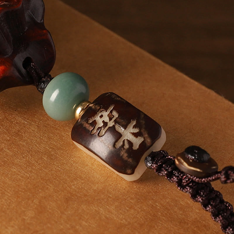 Absorb Negative Energy Small Leaf Red Sandalwood Money Bag Om Mani Padme Hum Rotatable Protection Hanging Decoration