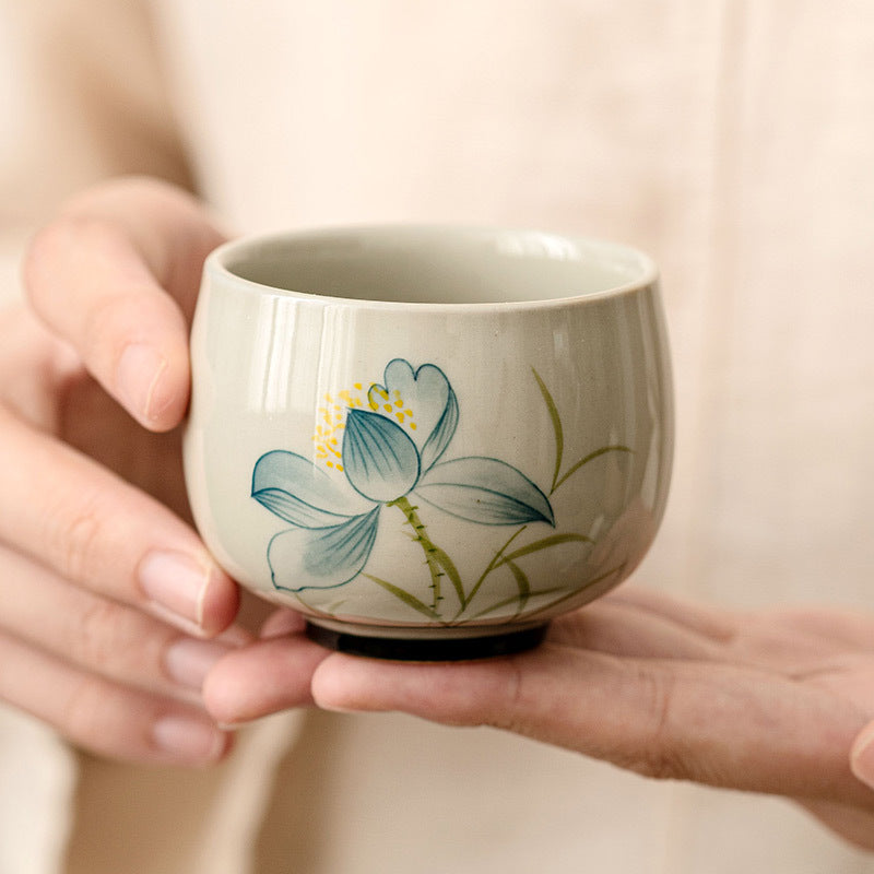 Nimara Ritual Hand Painted Lotus Flower Ceramic Teacup Kung Fu Tea Cup