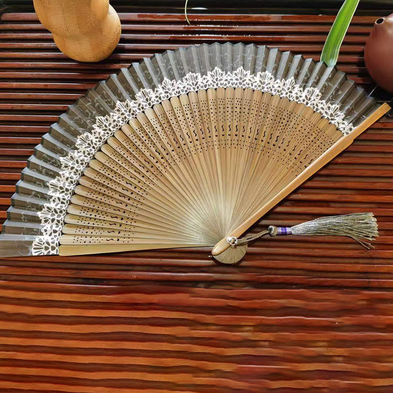 Nimara Ritual Simple Hollow Engraved Handheld Bamboo Folding Fan