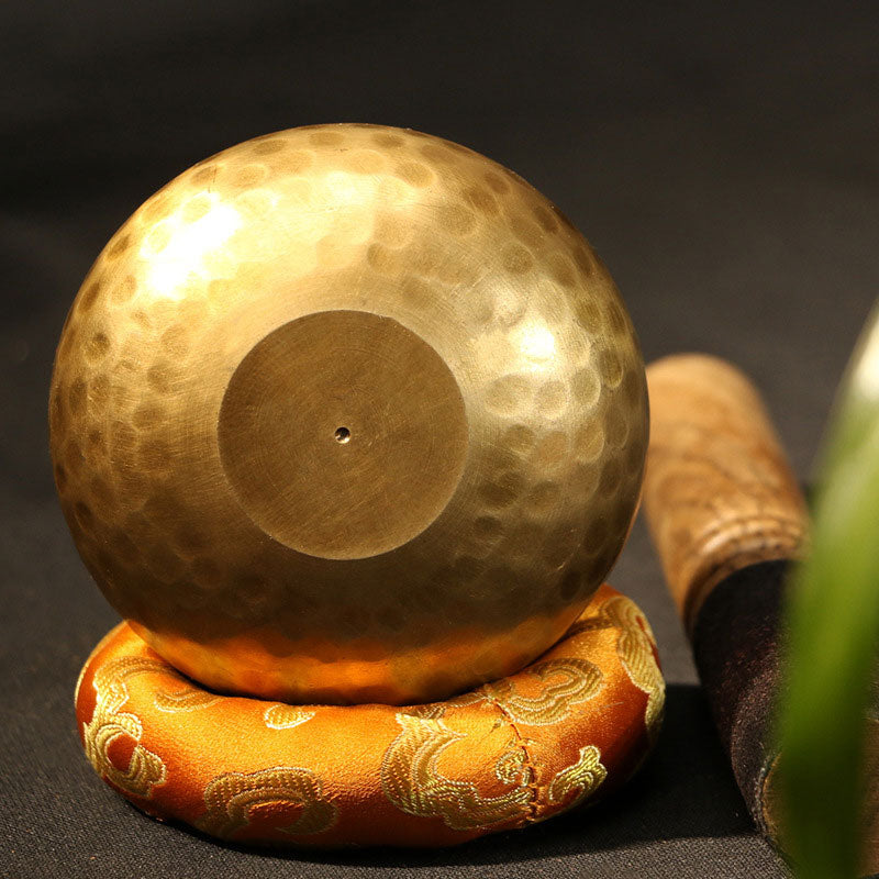 Nimara Ritual Tibetan Sound Bowl Handcrafted for Relaxation and Mindfulness Meditation Singing Bowl Set