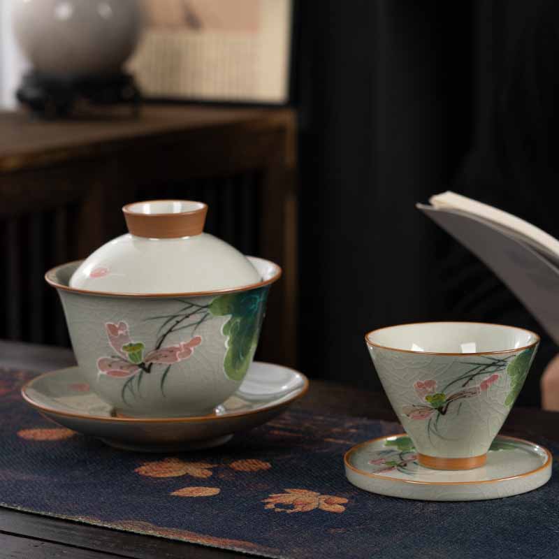 Nimara Ritual Lotus Koi Fish Pod Leaf Ceramic Gaiwan Sancai Teacup Kung Fu Tea Cup And Saucer With Lid 140ml