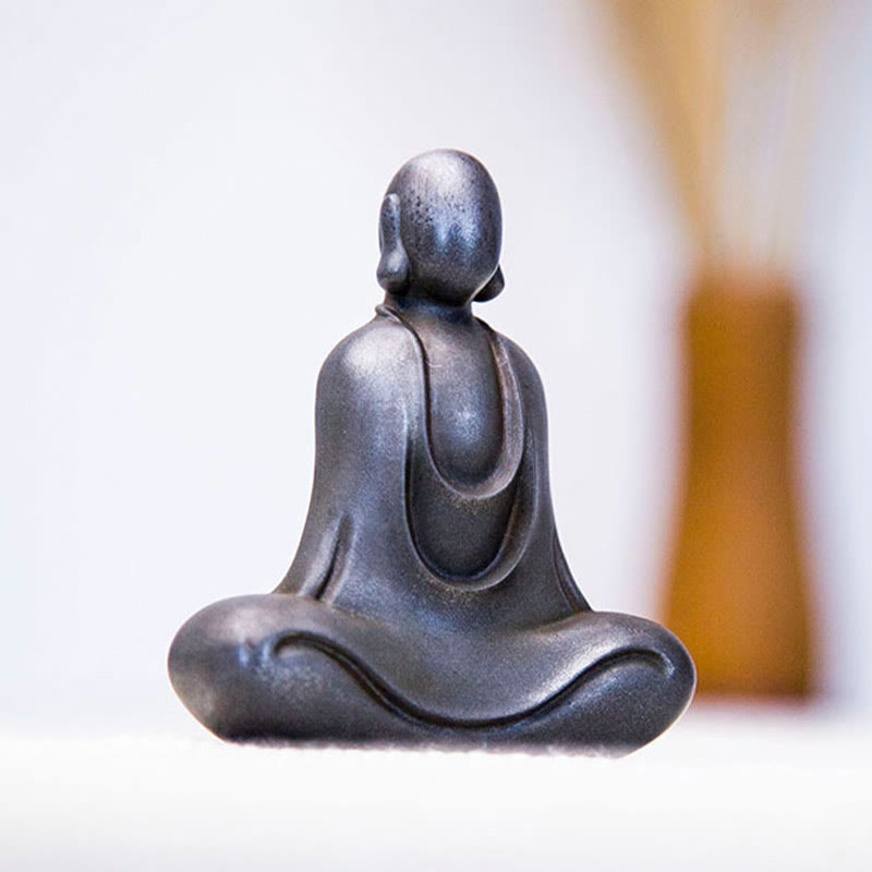 Nimara Ritual Tibetan Buddha Iron Powder Rust Cast Resin Statue Desk Decoration