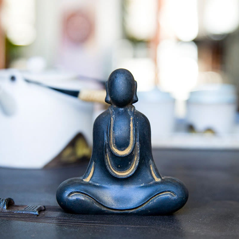 Nimara Ritual Tibetan Buddha Iron Powder Rust Cast Resin Statue Desk Decoration