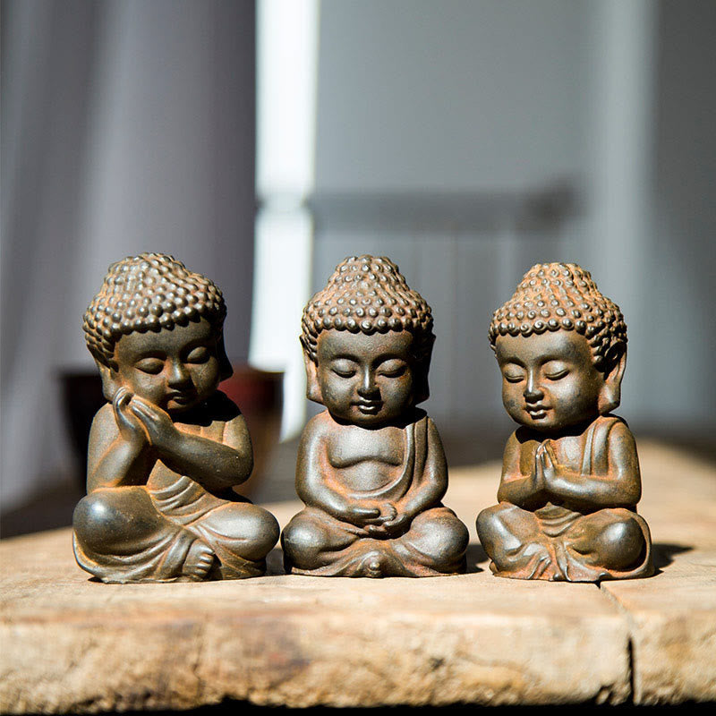 Nimara Ritual Handmade Small Sakyamuni Buddha Iron Powder Rust Cast Resin Statue Decoration