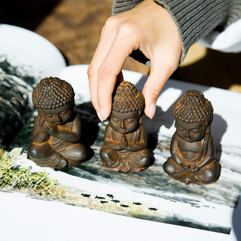 Nimara Ritual Handmade Small Sakyamuni Buddha Iron Powder Rust Cast Resin Statue Decoration