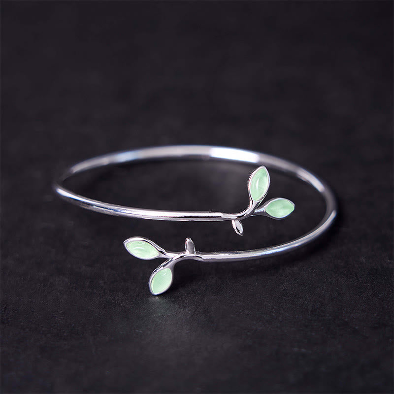 Nimara Ritual Leaf Pattern Cat Eye Support Cuff Bracelet Bangle