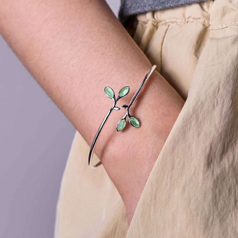 Nimara Ritual Leaf Pattern Cat Eye Support Cuff Bracelet Bangle