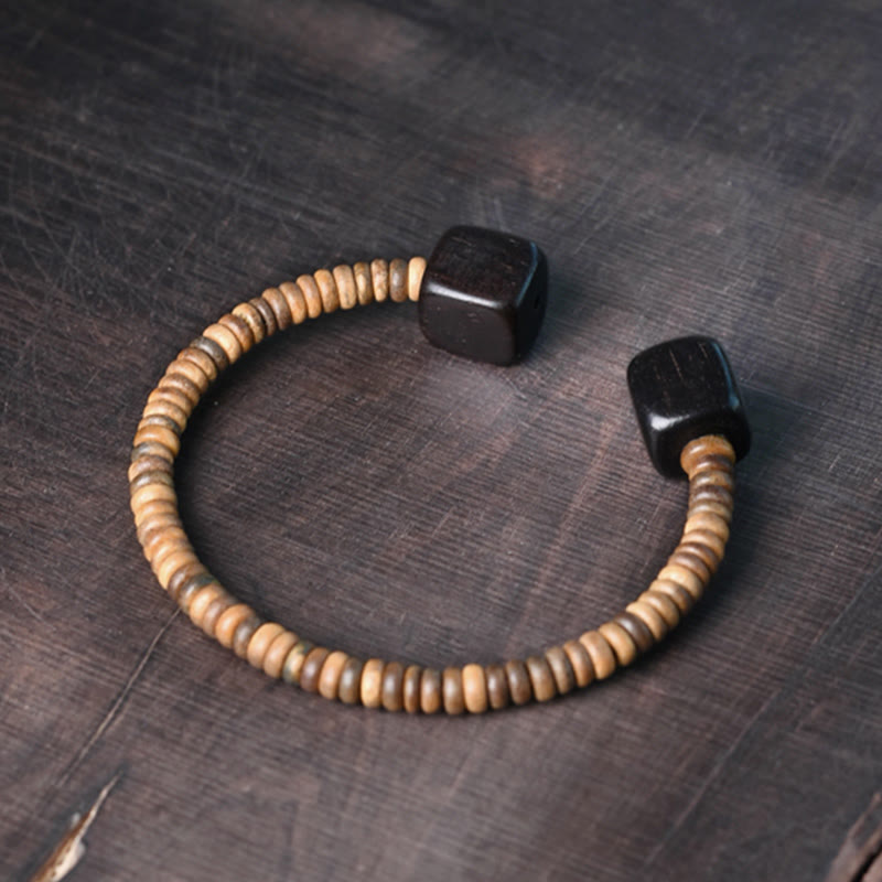 Nimara Ritual Ebony Wood Green Sandalwood Cube Balance Bracelet
