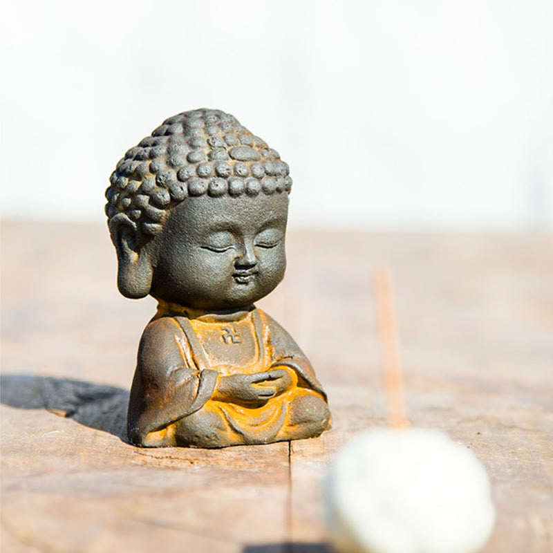 Nimara Ritual Small Meditating Buddha Iron Powder Rust Cast Resin Statue Home Decoration