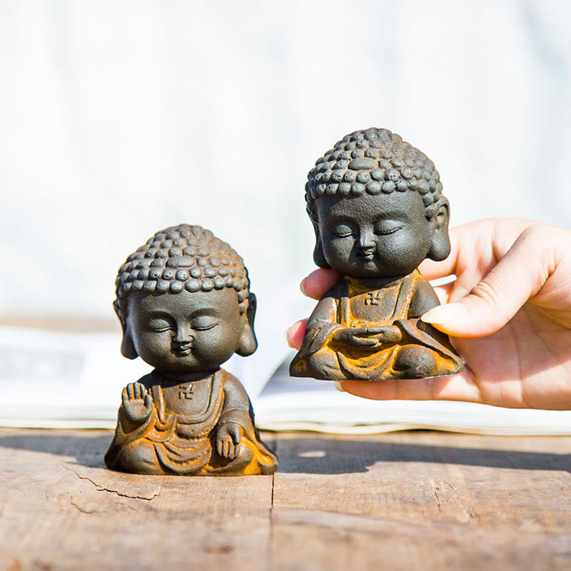 Nimara Ritual Small Meditating Buddha Iron Powder Rust Cast Resin Statue Home Decoration