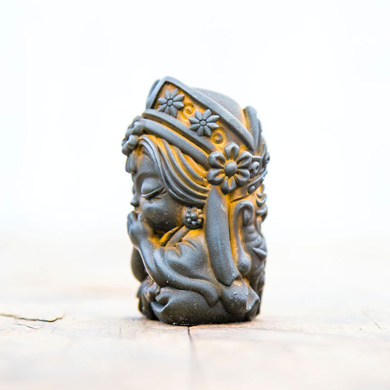 Nimara Ritual Handmade Zakiram Iron Powder Rust Cast Resin Statue Zen Home Decoration