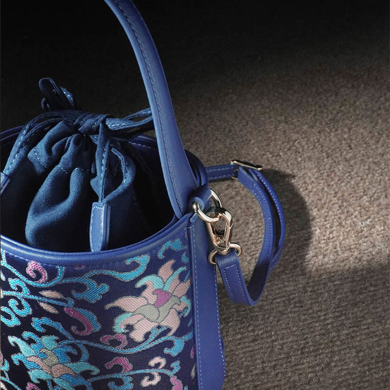Nimara Ritual Retro Lotus Entwined Branches Song Brocade Crossbody Bag Hangbags