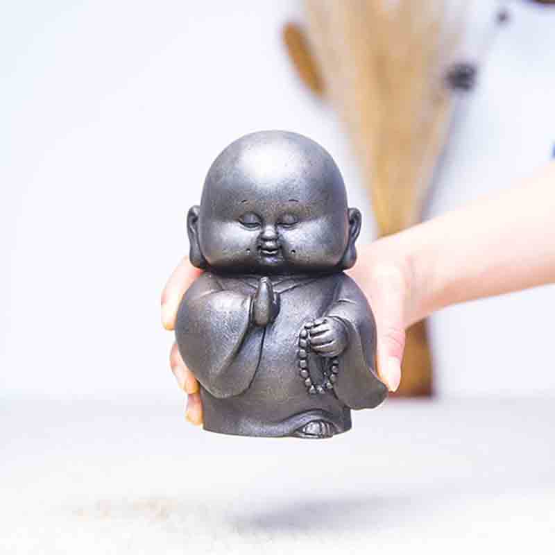 Nimara Ritual Handmade Little Monk Iron Powder Rust Cast Resin Statue Home Decoration