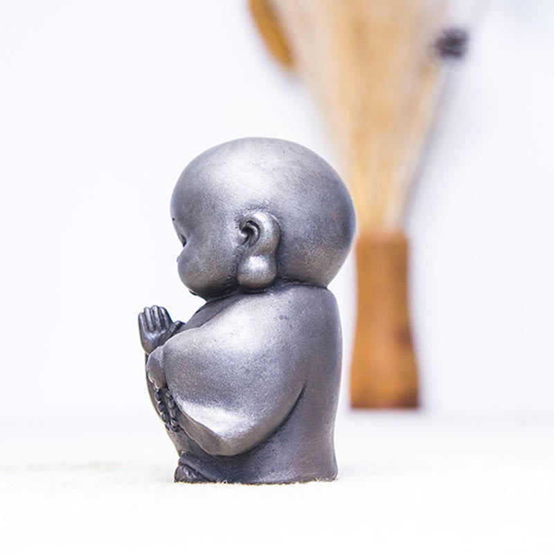 Nimara Ritual Handmade Little Monk Iron Powder Rust Cast Resin Statue Home Decoration