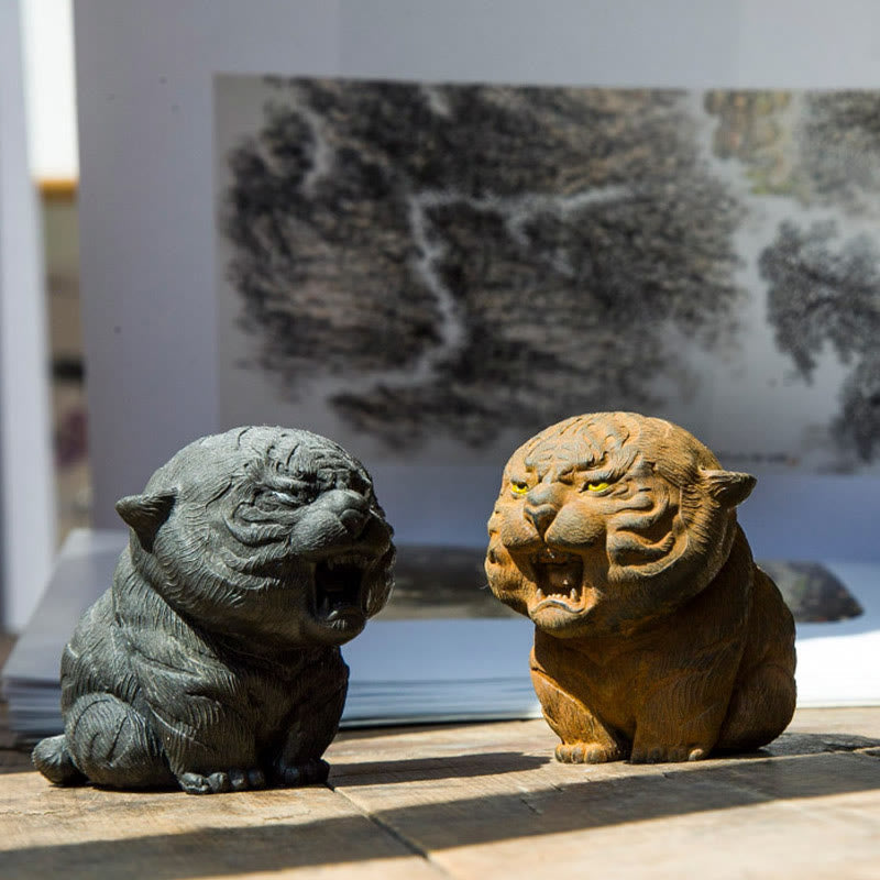Nimara Ritual Handmade Mini Roaring Tiger Iron Powder Rust Cast Resin Statue Home Decoration