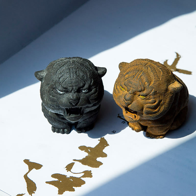 Nimara Ritual Handmade Mini Roaring Tiger Iron Powder Rust Cast Resin Statue Home Decoration
