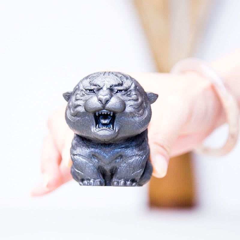 Nimara Ritual Handmade Mini Roaring Tiger Iron Powder Rust Cast Resin Statue Home Decoration