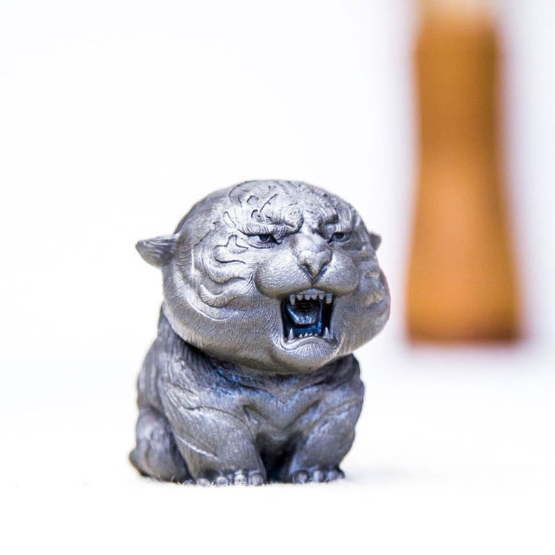 Nimara Ritual Handmade Mini Roaring Tiger Iron Powder Rust Cast Resin Statue Home Decoration