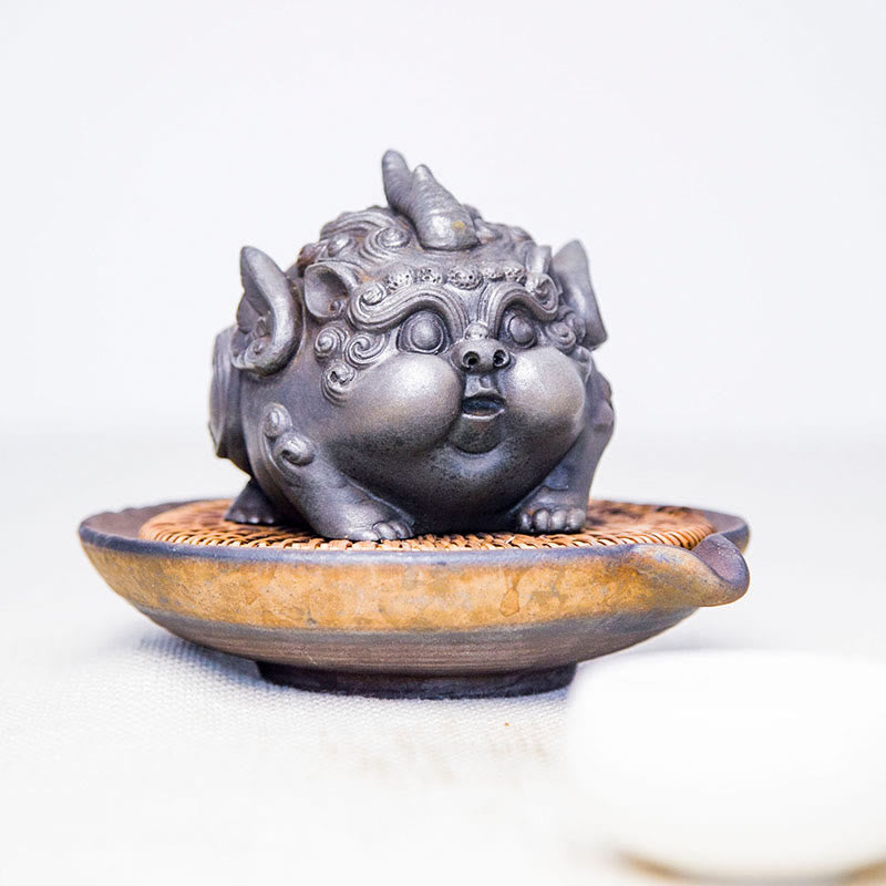 Nimara Ritual Handmade Wealth PiXiu Iron Powder Rust Cast Resin Statue Home Decoration