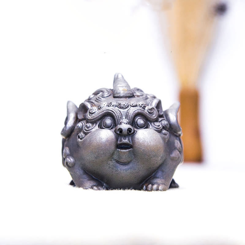 Nimara Ritual Handmade Wealth PiXiu Iron Powder Rust Cast Resin Statue Home Decoration
