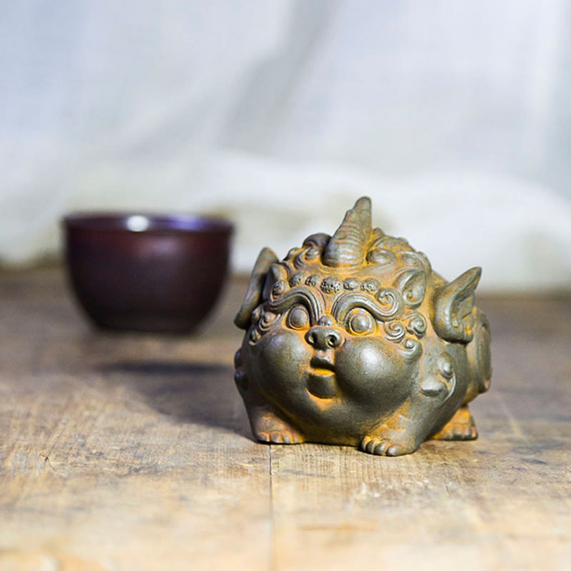 Nimara Ritual Handmade Wealth PiXiu Iron Powder Rust Cast Resin Statue Home Decoration