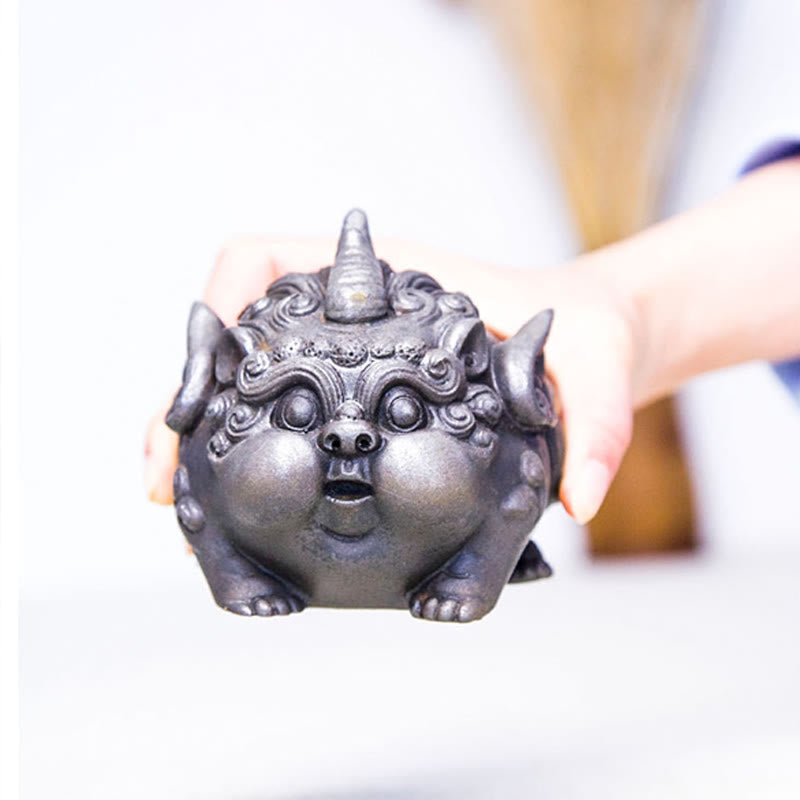Nimara Ritual Handmade Wealth PiXiu Iron Powder Rust Cast Resin Statue Home Decoration
