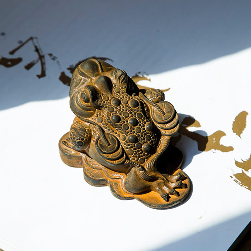 Nimara Ritual Handmade Feng Shui Frog Toad Copper Coins Iron Powder Rust Cast Resin Statue Home Decoration
