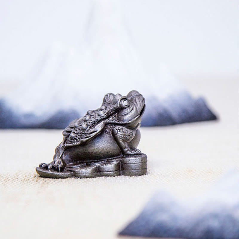 Nimara Ritual Handmade Feng Shui Frog Toad Copper Coins Iron Powder Rust Cast Resin Statue Home Decoration