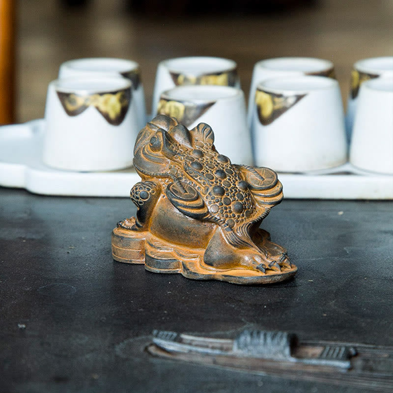 Nimara Ritual Handmade Feng Shui Frog Toad Copper Coins Iron Powder Rust Cast Resin Statue Home Decoration