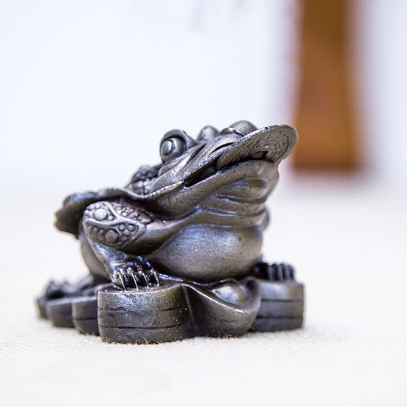 Nimara Ritual Handmade Feng Shui Frog Toad Copper Coins Iron Powder Rust Cast Resin Statue Home Decoration