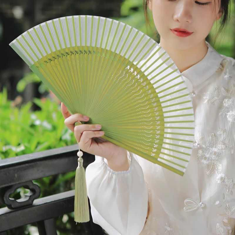 Nimara Ritual Solid Color Dragonfly Tassel Handheld Mulberry Silk Bamboo Folding Fan